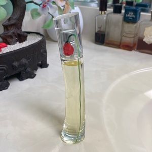 Flower By Kenzo, 30ml, opened but never used.